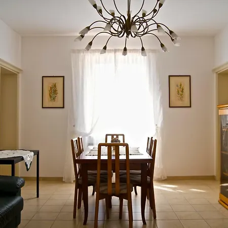 Dai Nonni, A Bed & Breakfast