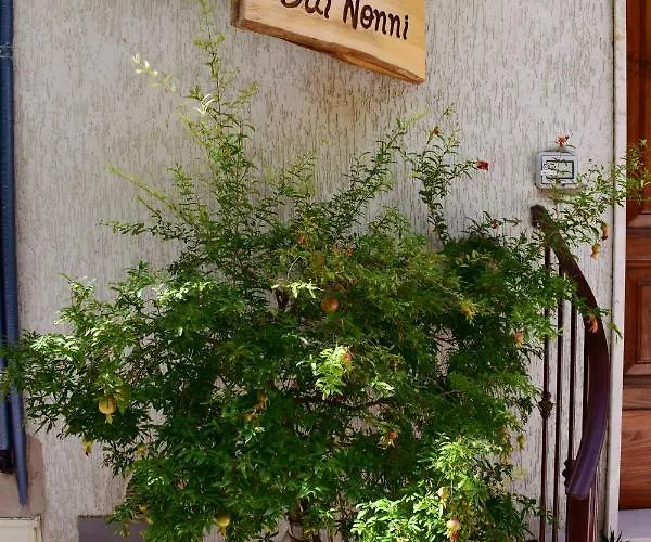 Nocleg ze śniadaniem Dai Nonni, A